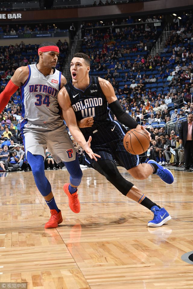 杨毅赛前分析：湖人要赢只能靠进攻 火箭要赢要靠防守（杨毅赛前解读：湖人胜机在进攻，火箭制胜靠防守）