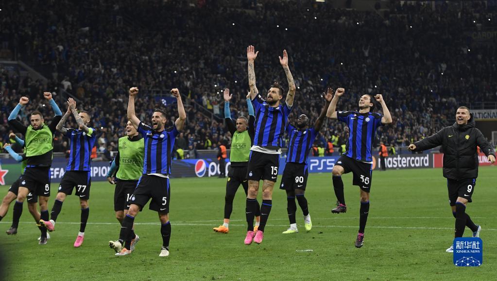 温格：维尔茨当初选择利物浦前提是踢10号位，他不想踢边路（温格透露：维尔茨选择利物浦的前提是出任10号位，他不愿踢边路）