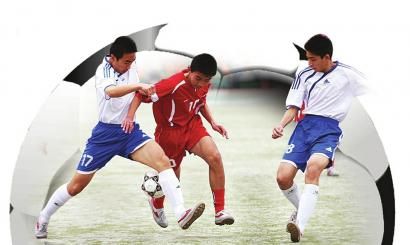 队报：卡马文加与孔德均缺席了法国队周二晚间的全队合练（队报：卡马文加与孔德双双缺席法国队周二晚间合练）