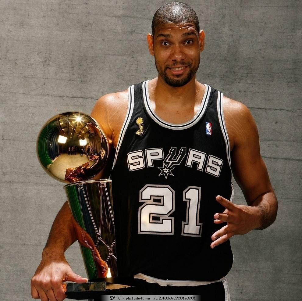 19岁212天，麦利是纽卡队史第二年轻在英超单场传射的球员（年仅19岁212天，麦利成纽卡史上英超单场传射第二年轻球员）