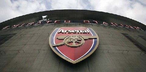 亚特兰大2-1逆转切尔西，德凯特拉雷传射，斯卡马卡建功（亚特兰大2-1翻盘切尔西：德凯特拉雷一传一射，斯卡马卡破门）