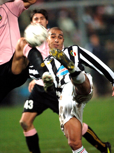 巴黎控场能力压倒性（巴黎统治力压倒一切）