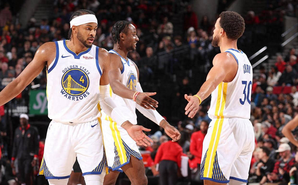 萨巴蒂尼谈孔蒂爆发：球队表现糟糕且脱节，但球员需要被关爱（萨巴蒂尼评孔蒂发飙：球队低迷且脱节，但球员仍需被关怀）