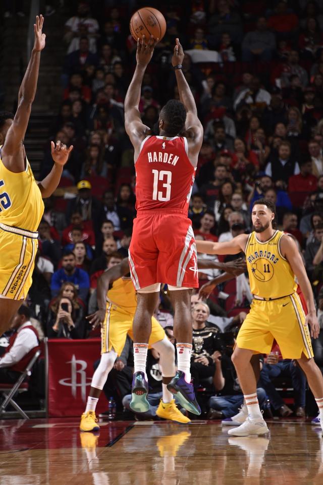 命中率62.8%！活塞打出队史近25年最佳投篮表现（活塞投篮命中率62.8%，创近25年队史新高）