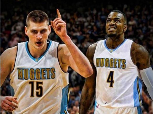 因排名垫底多名球员家人遭死亡威胁，佛罗伦萨官方表示谴责（多名球员家属因球队垫底遭死亡威胁，佛罗伦萨俱乐部严正谴责）