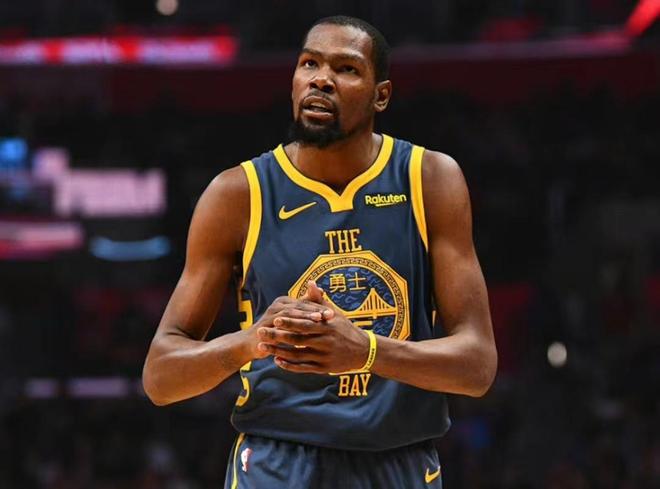 3-0！中国男排同组对手闯入世锦赛8强！淘汰A组榜首，非洲球队团灭（3-0横扫！与中国男排同组对手晋级世锦赛八强，爆冷淘汰A组第一，非洲军团全数出局）