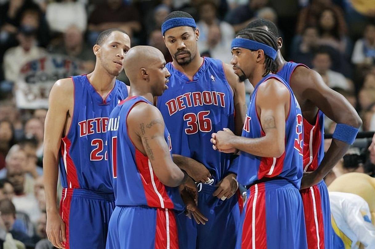 NBA战报：约翰逊30分12板12助，老鹰131-116轻取奇才（NBA快讯：约翰逊砍30分12板12助，老鹰131-116击退奇才）